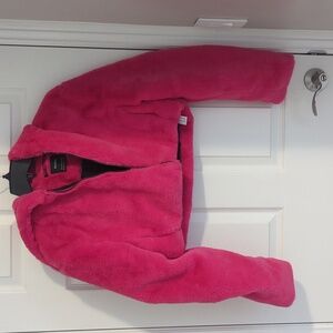 Cropped fuzzy jacket